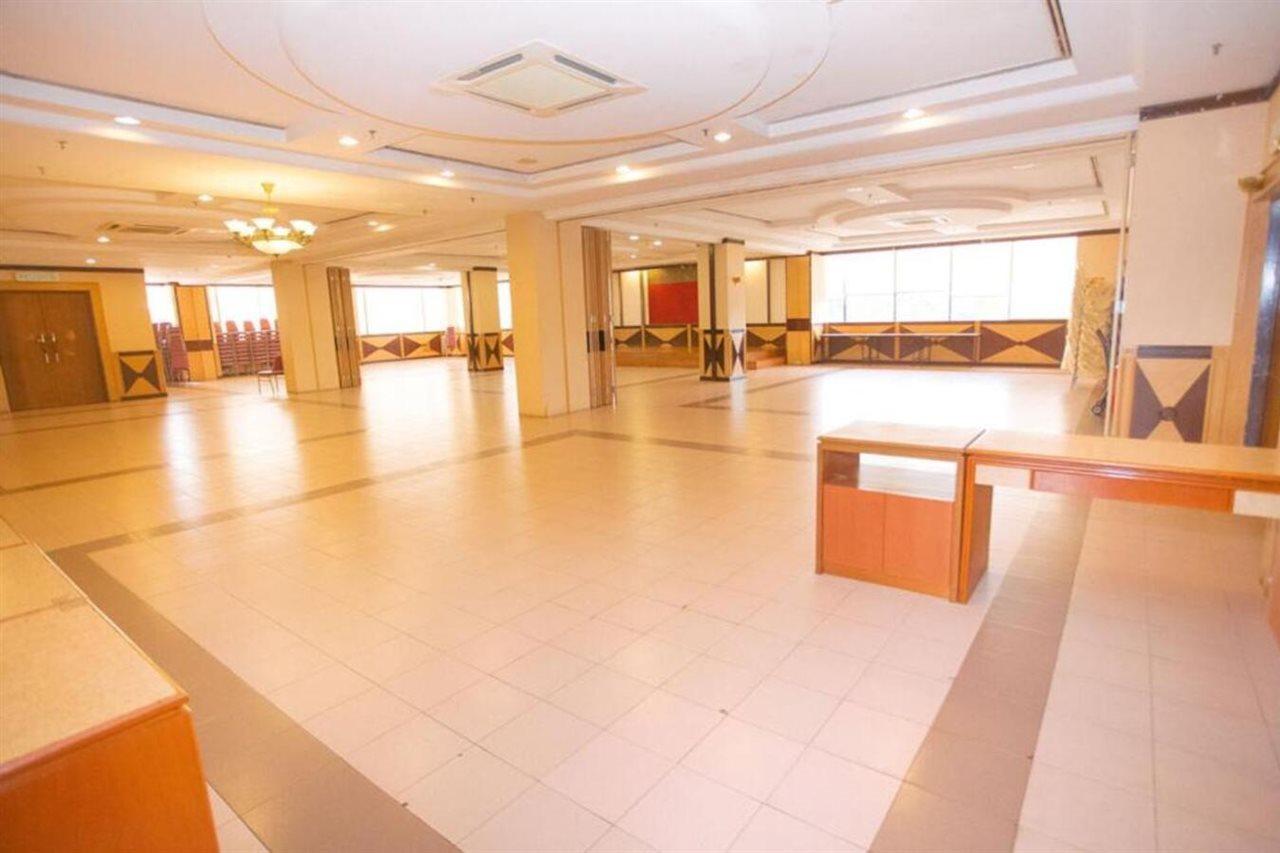 碧玉宫大酒店 峇株巴辖 外观 照片